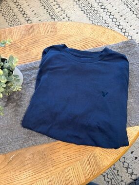 American Eagle Outfitters Navy Short-Sleeve Crewneck Tee